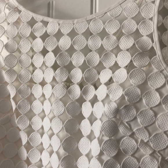 White House Black Market cropped lace top - Picture 2 of 6